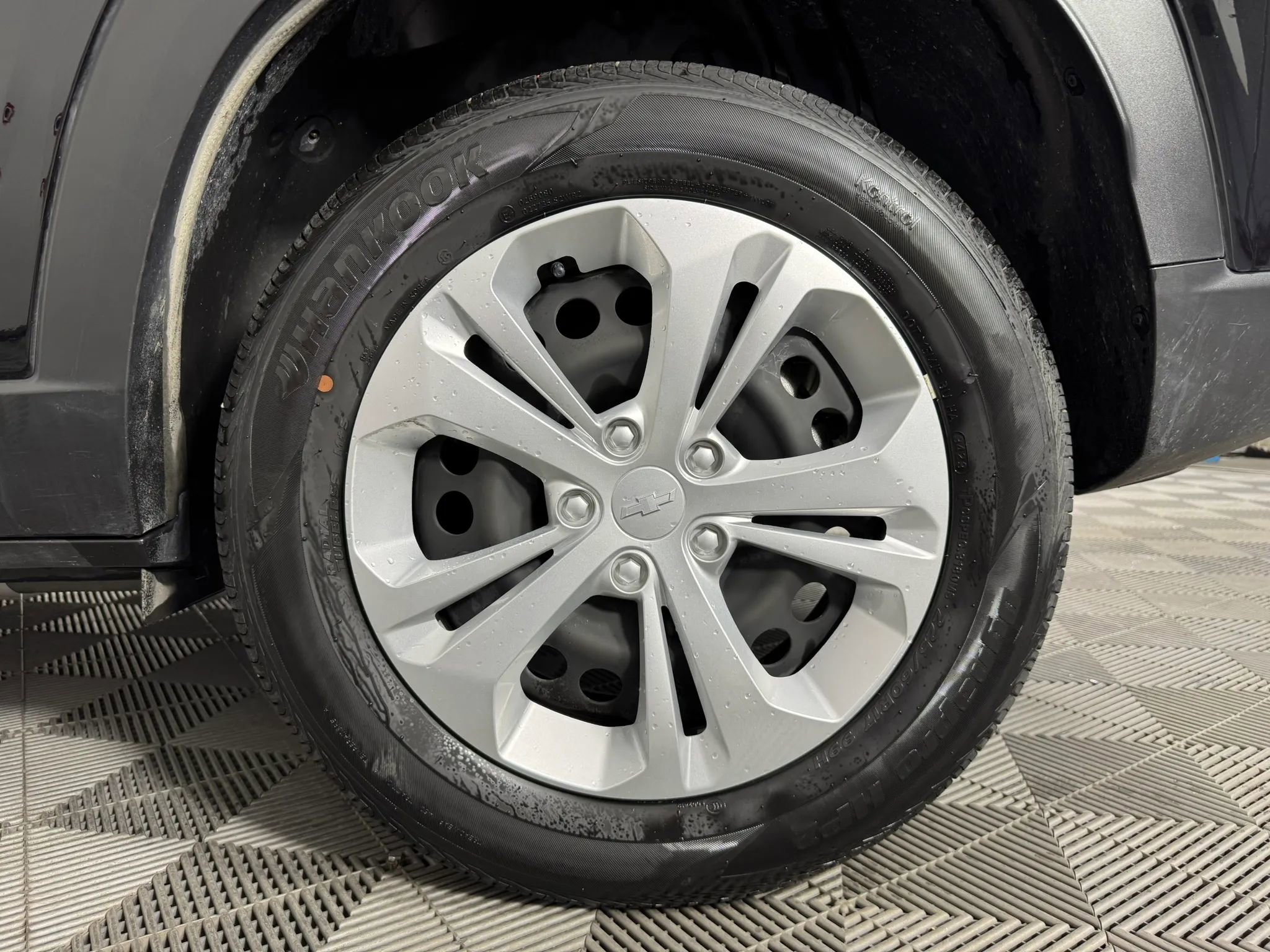 Used 2024 Chevrolet Trax LS w/ Driver Confidence Package image 42