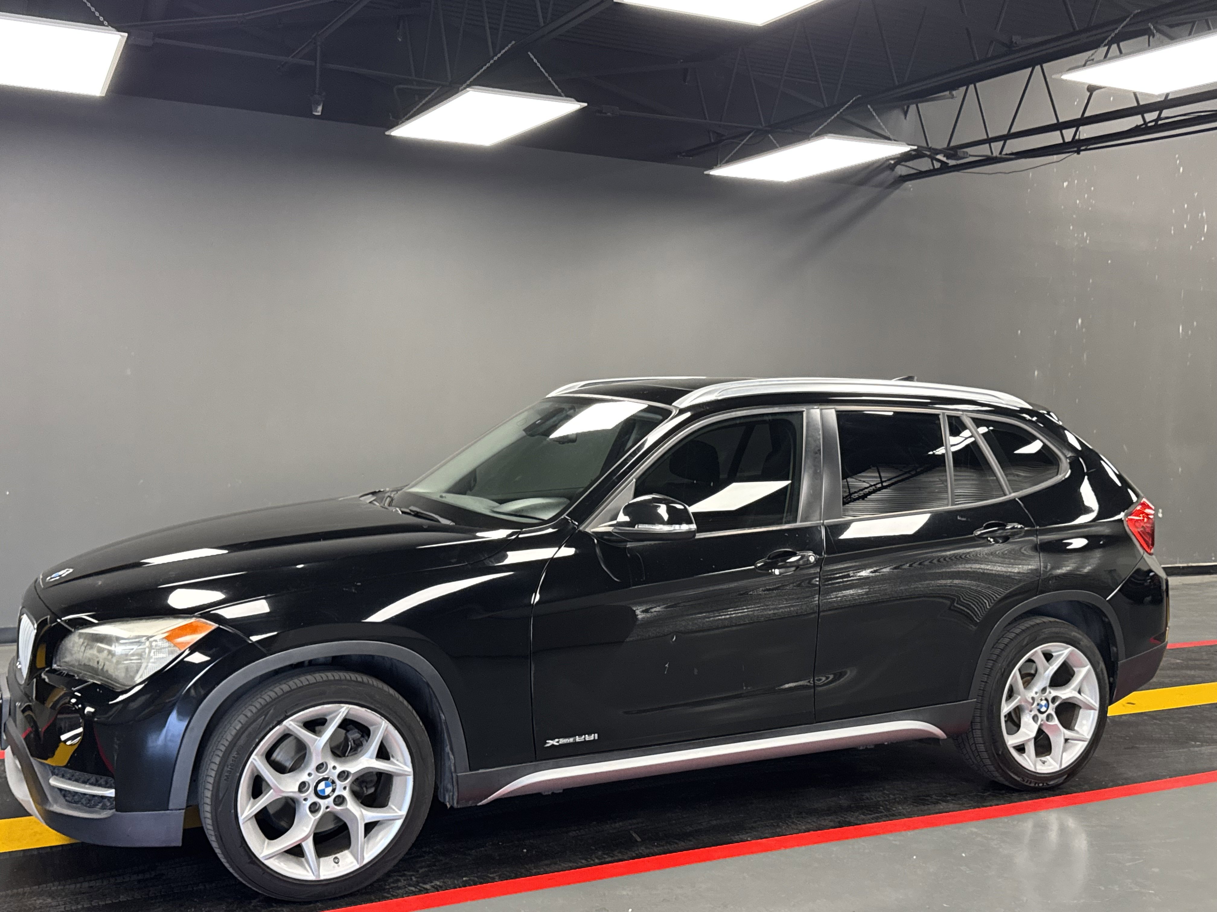 Used 2014 BMW X1 xDrive28i image 2