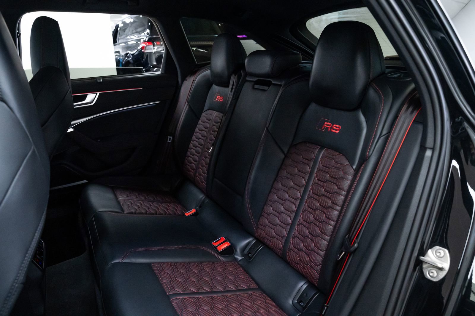 Used 2024 Audi RS 6 performance image 21