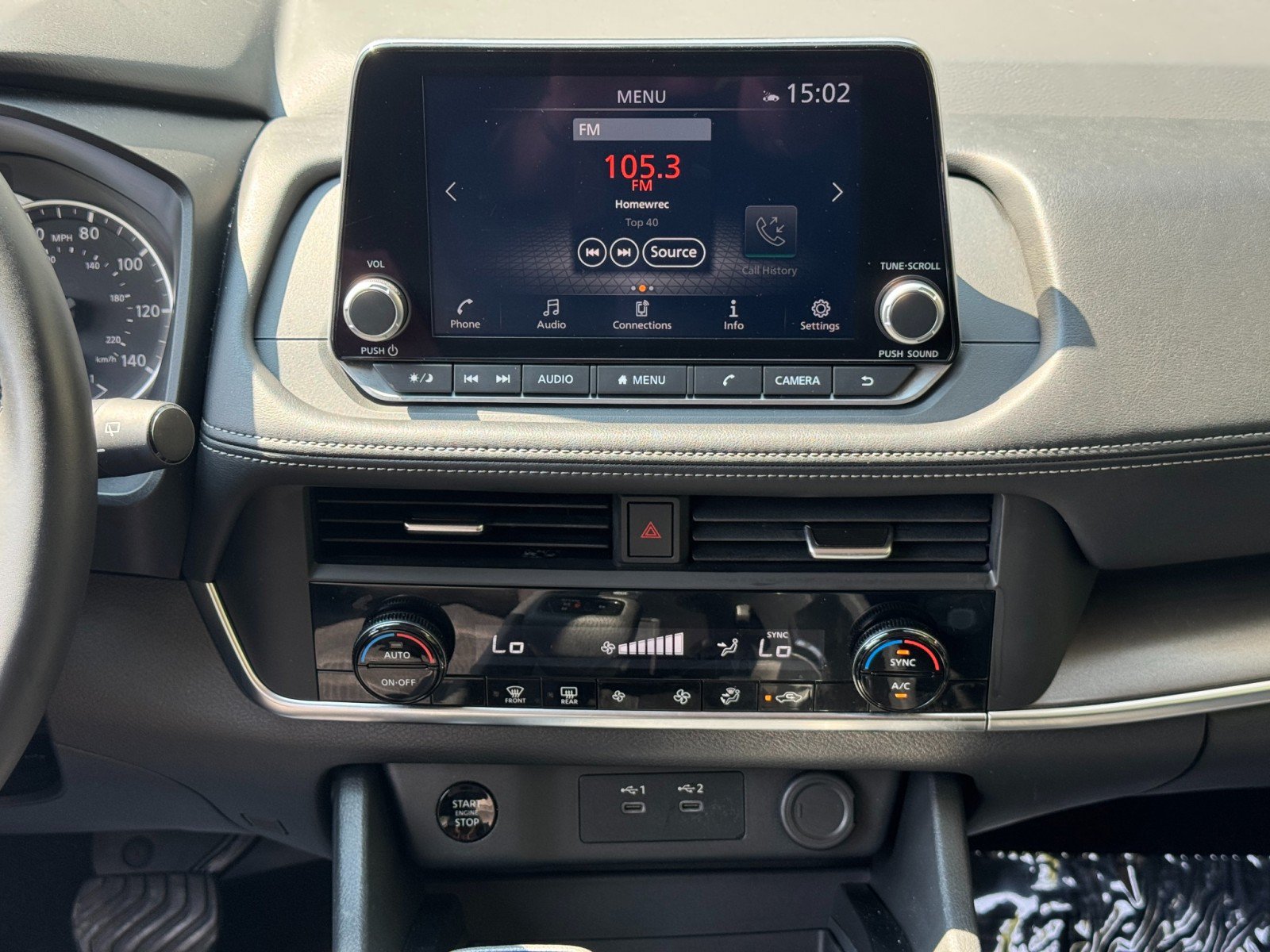 Used 2025 Nissan Rogue SV FWD image 21
