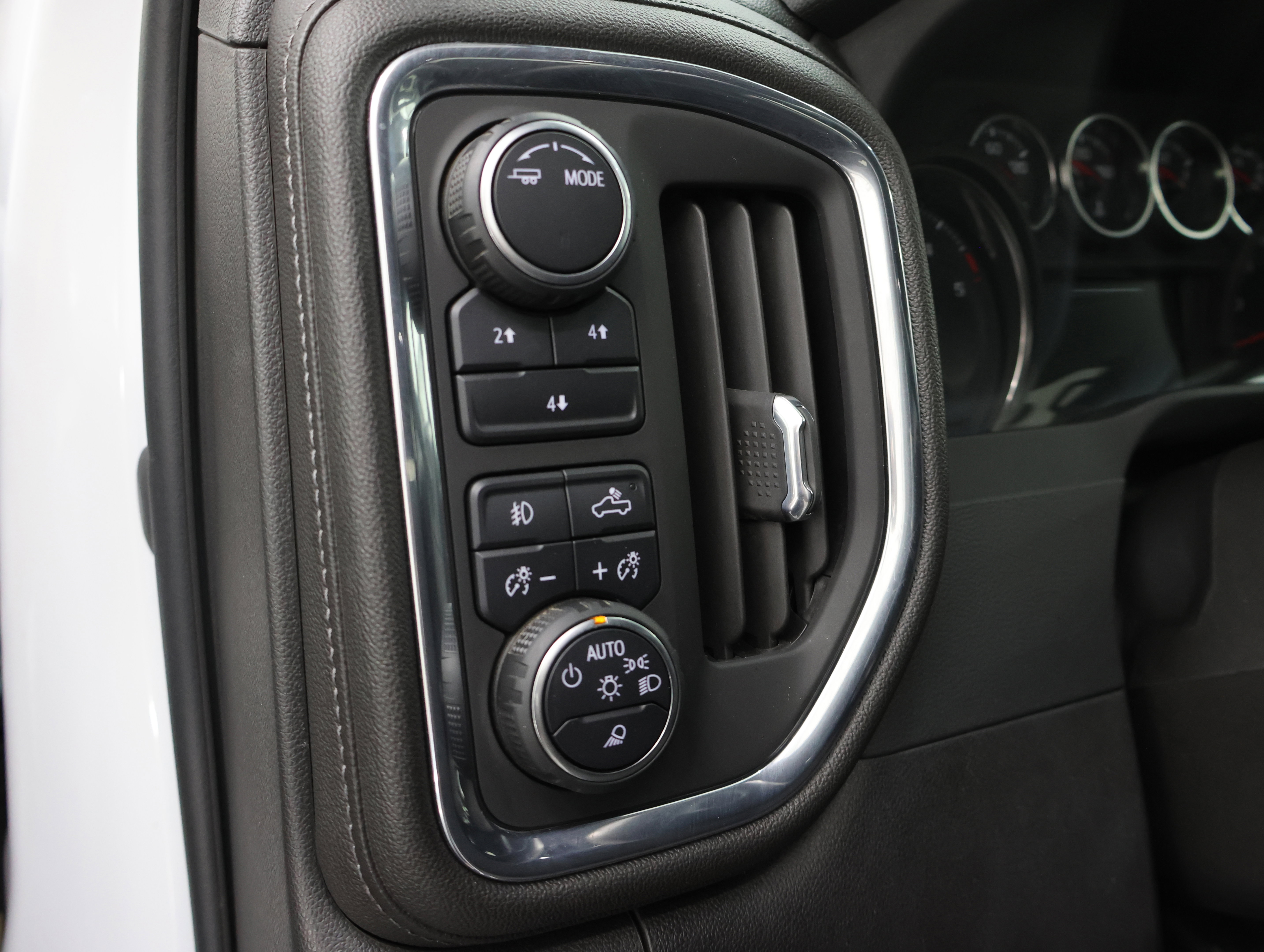 Used 2023 Chevrolet Silverado 2500 LT w/ Convenience Package AWD/4WD image 41