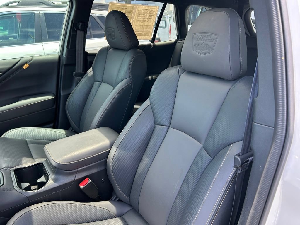 Used 2025 Subaru Outback Wilderness AWD/4WD image 21