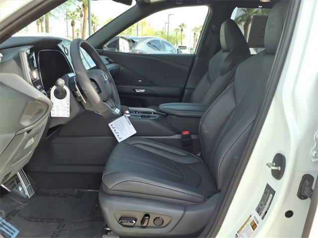 New 2026 Lexus TX 500h AWD image 6