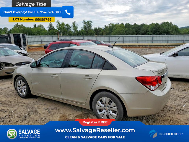 Used 2013 Chevrolet Cruze LS FWD image 3