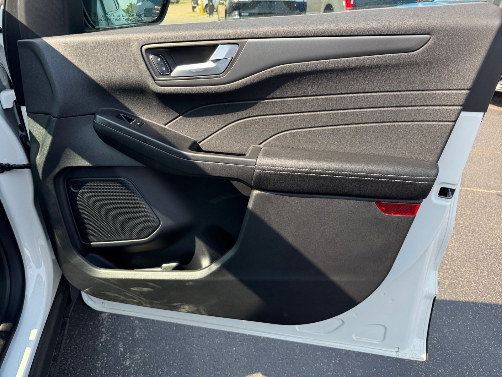 New 2025 Ford Escape SE image 29