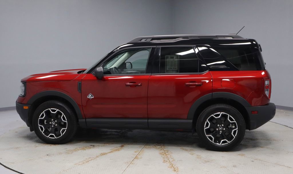 Certified 2025 Ford Bronco Sport Outer Banks w/ Outer Banks Tech Package+ image 9