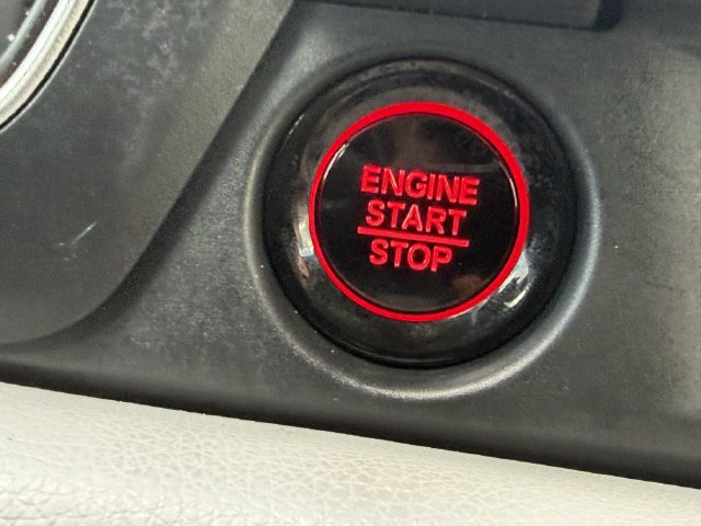 Certified 2024 Honda Pilot Touring image 33