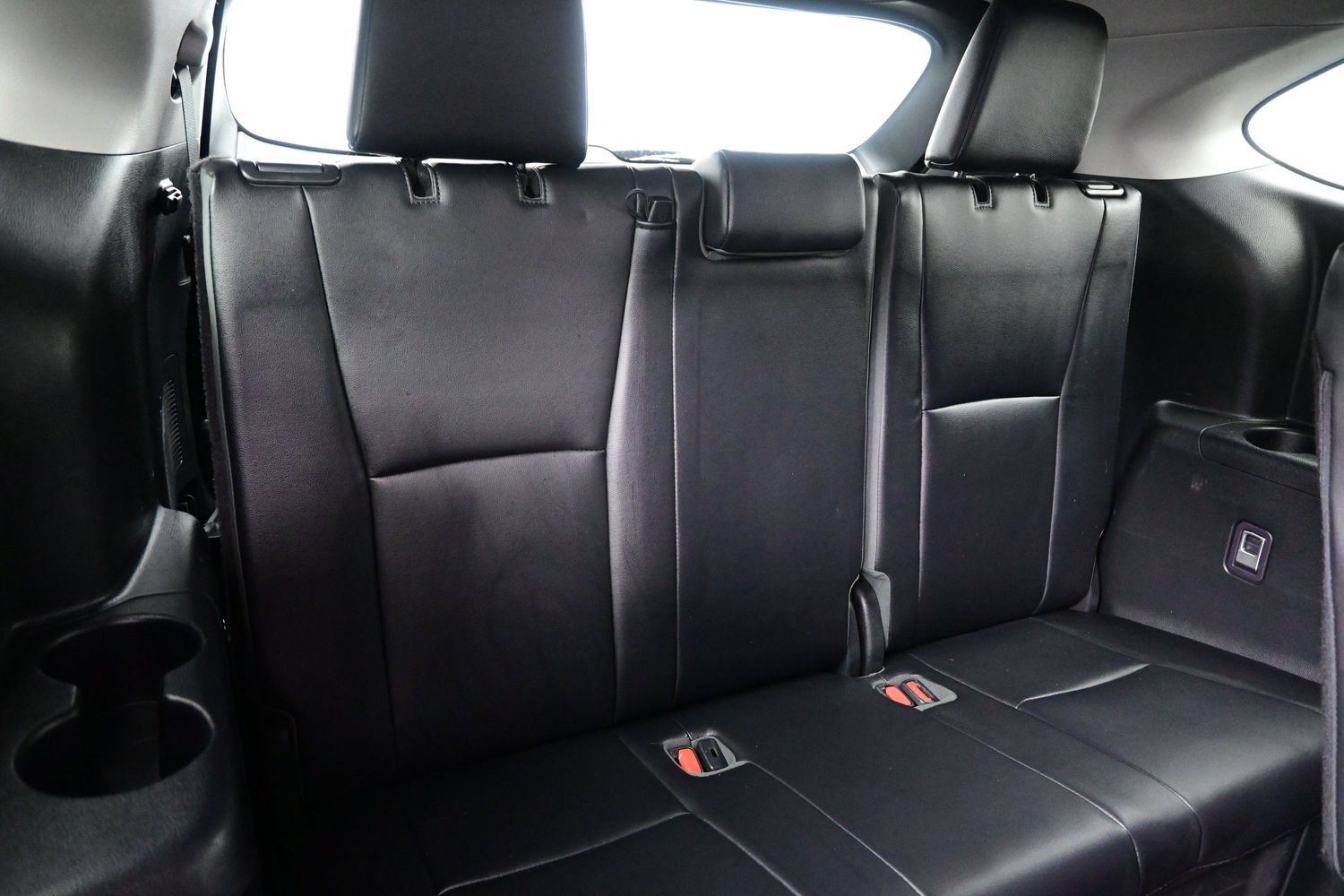 Used 2023 Toyota Highlander XLE AWD/4WD image 17