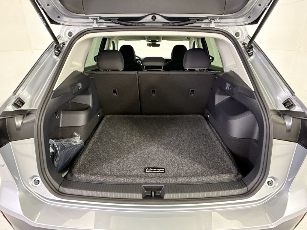 New 2026 Volkswagen Tiguan S FWD image 26