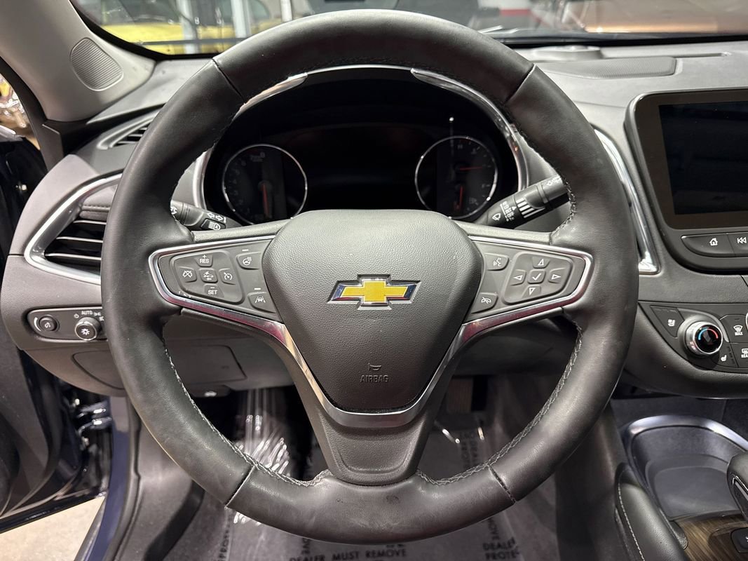 Used 2025 Chevrolet Malibu LT image 94