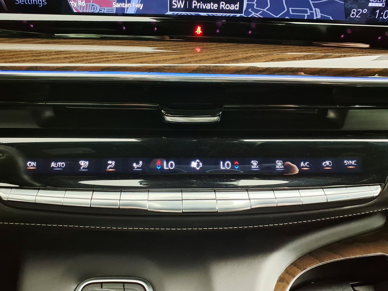 Certified 2023 Cadillac Escalade ESV Sport Platinum w/ LPO, ONYX Package AWD/4WD image 20