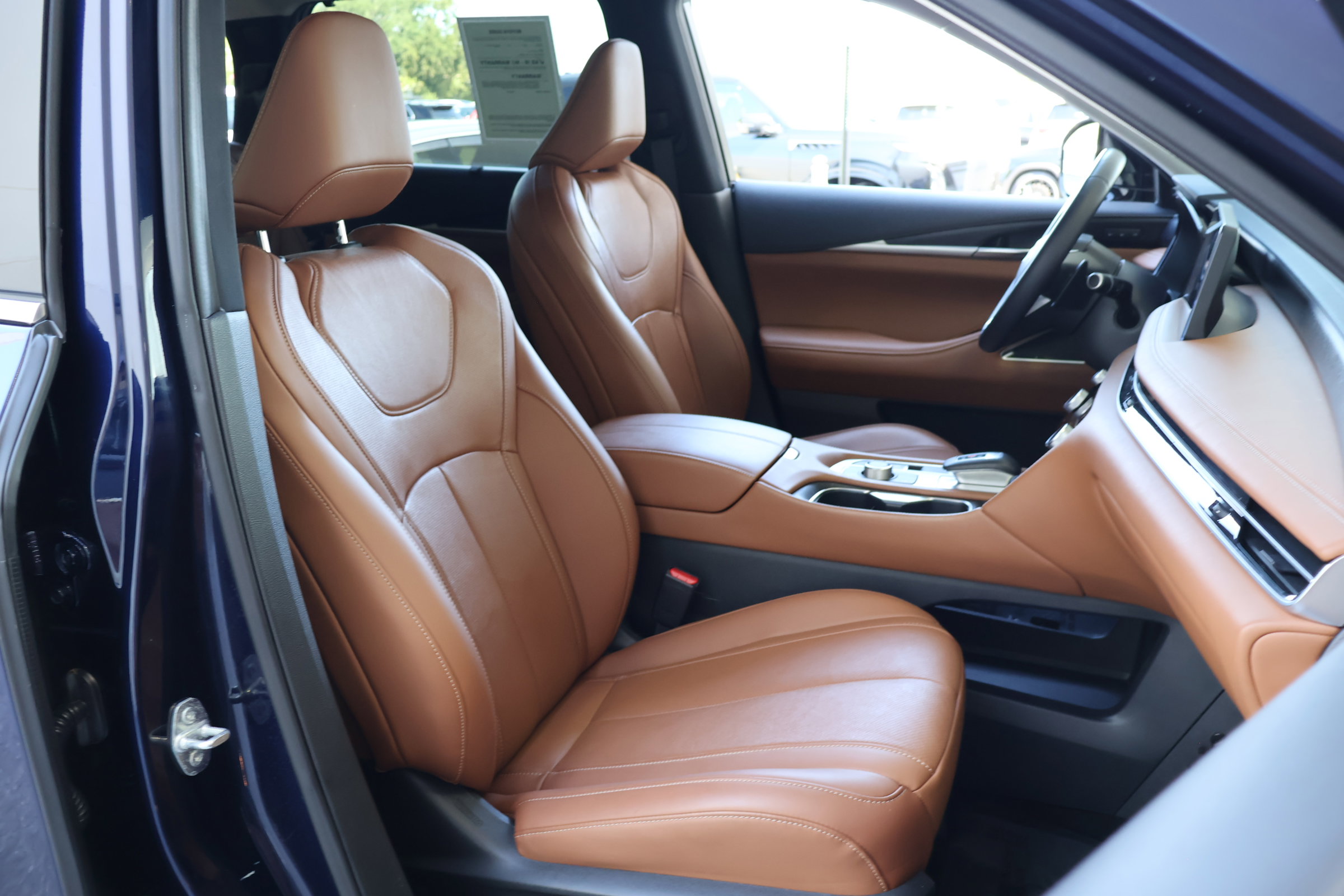 Certified 2023 INFINITI QX60 Sensory w/ Cargo Package AWD/4WD image 23