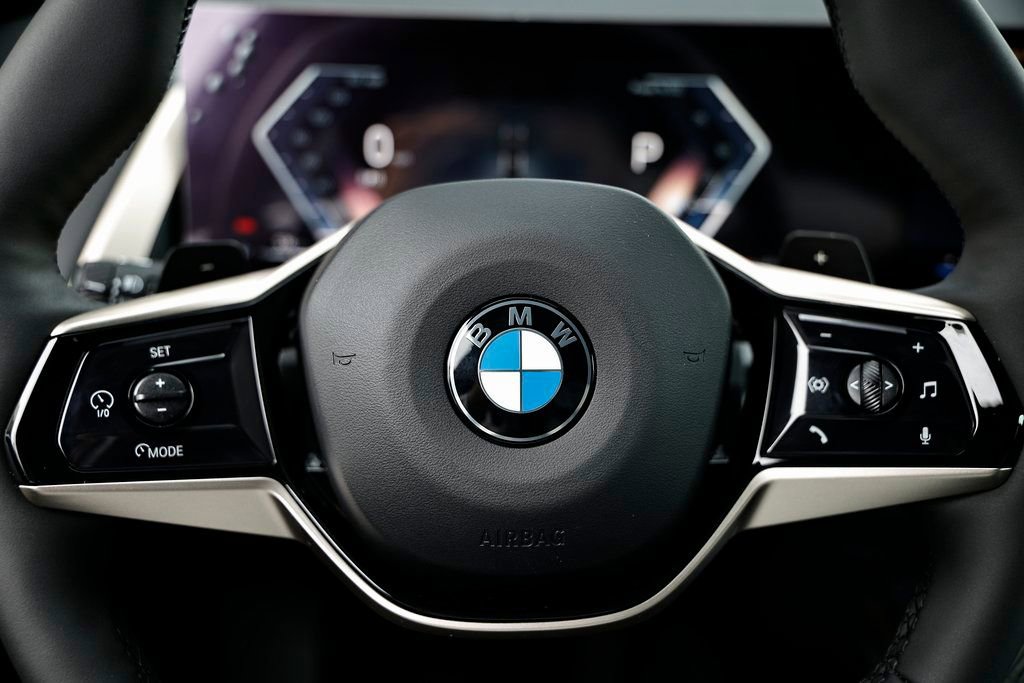 Used 2025 BMW X3 xDrive30i w/ Premium Package image 31