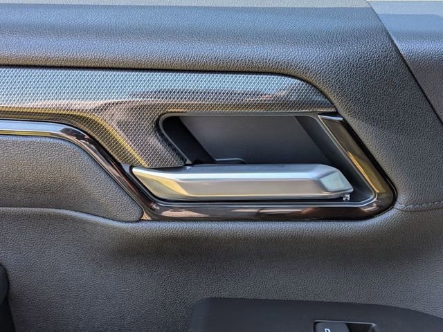 New 2026 GMC Sierra 2500 AT4 w/ AT4 Premium Plus Package AWD/4WD image 28