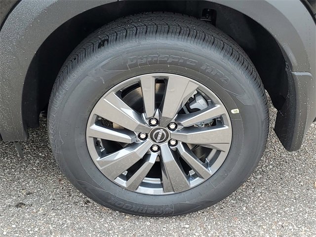 New 2025 Nissan Pathfinder S image 28