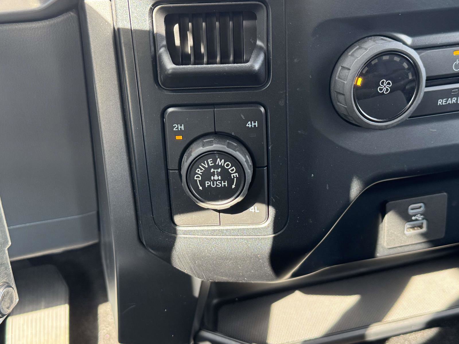 Used 2022 Ford F150 XLT image 15