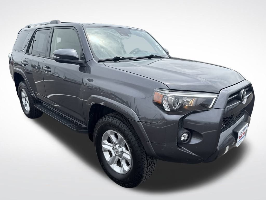 Used 2022 Toyota 4Runner SR5 Premium image 16