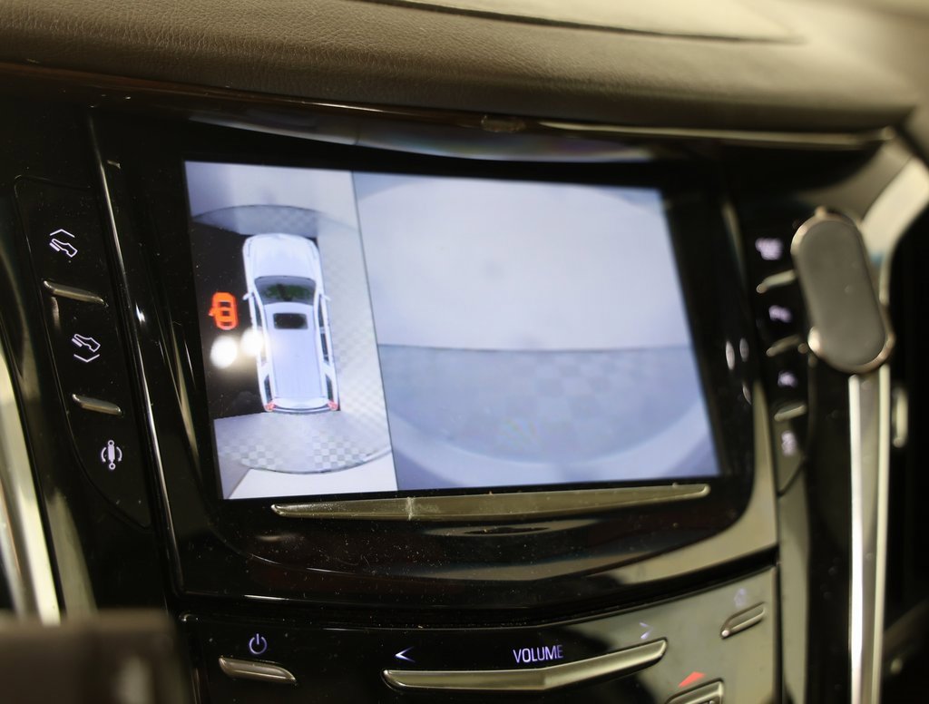 Used 2016 Cadillac Escalade Luxury image 13