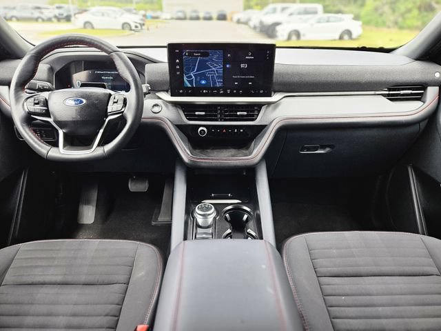 Used 2025 Ford Explorer ST-Line w/ ST-Line Street Pack AWD/4WD image 15
