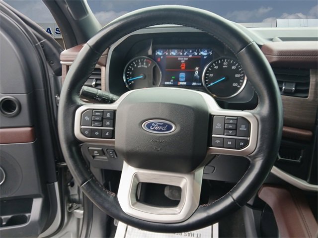 Used 2024 Ford Expedition Max Limited image 12