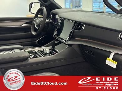 New 2026 Jeep Grand Wagoneer L Limited image 30