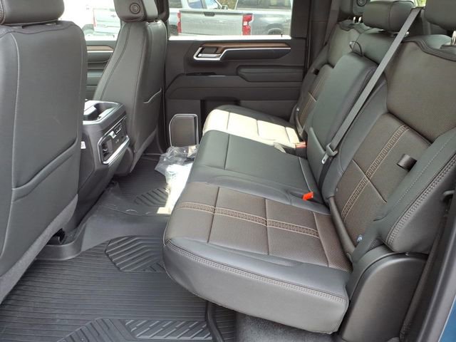 New 2026 Chevrolet Silverado 2500 High Country w/ High Country Premium Package AWD/4WD image 9