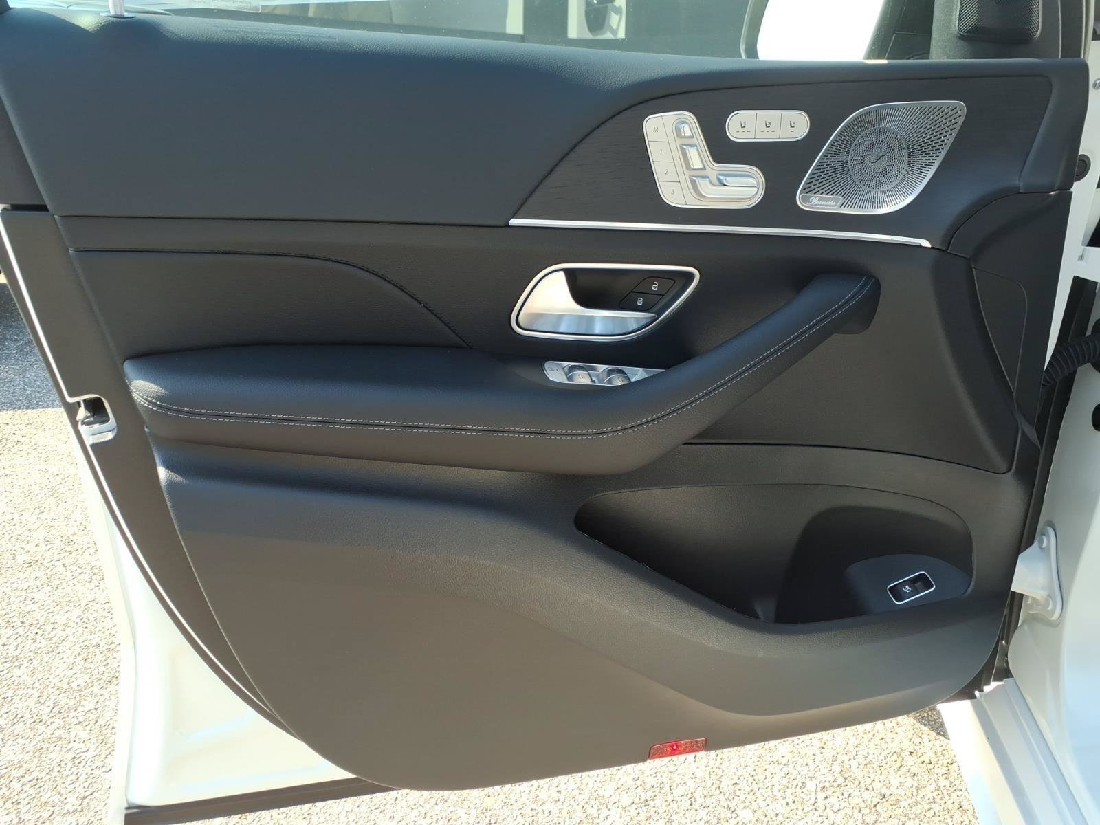 New 2026 Mercedes-Benz GLS 450 4MATIC image 24