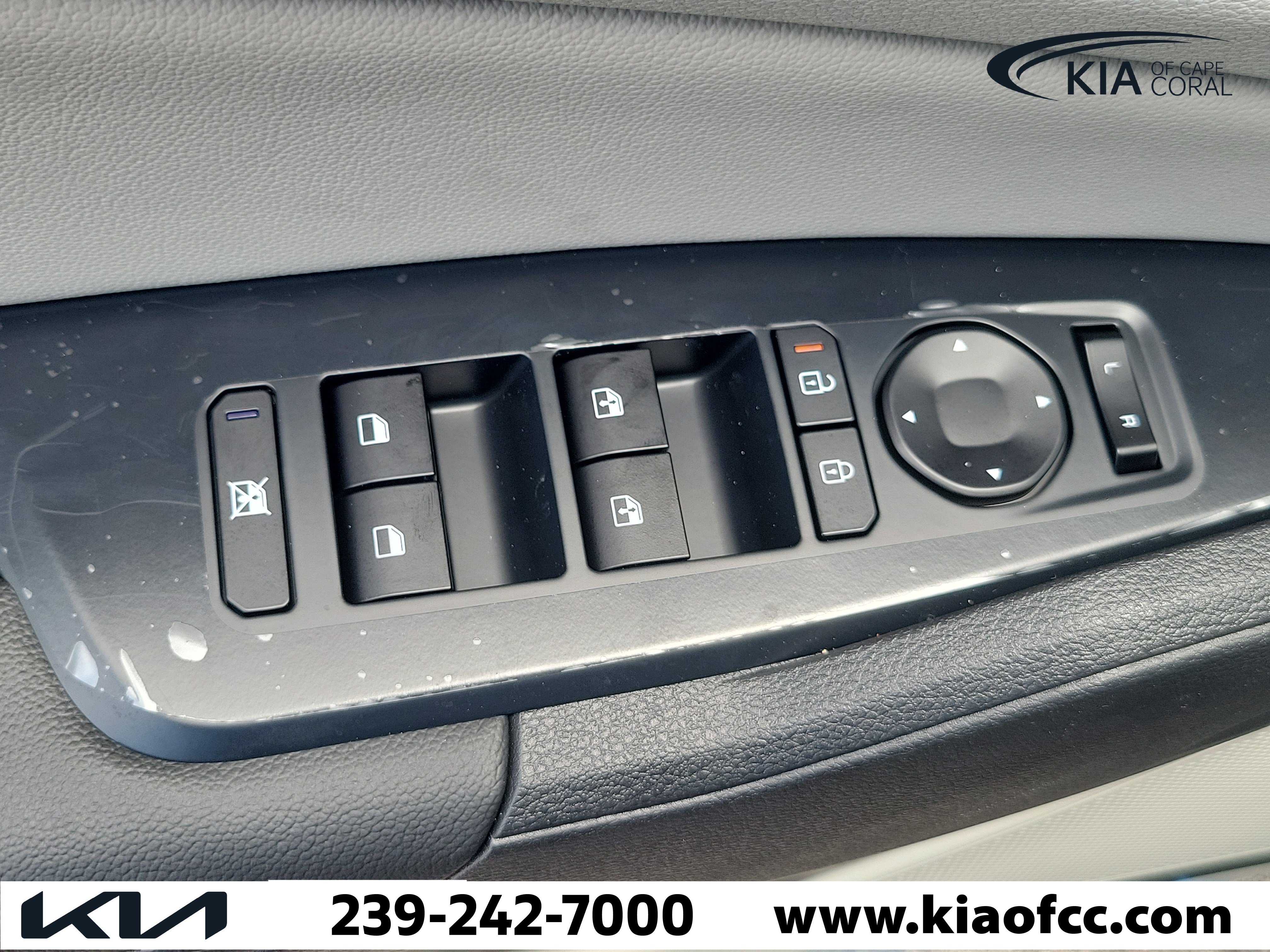 New 2026 Kia Sportage EX FWD image 24