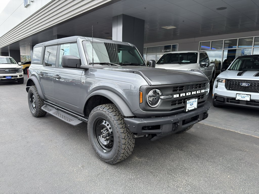 New 2026 Ford Bronco Big Bend w/ Black Diamond Package