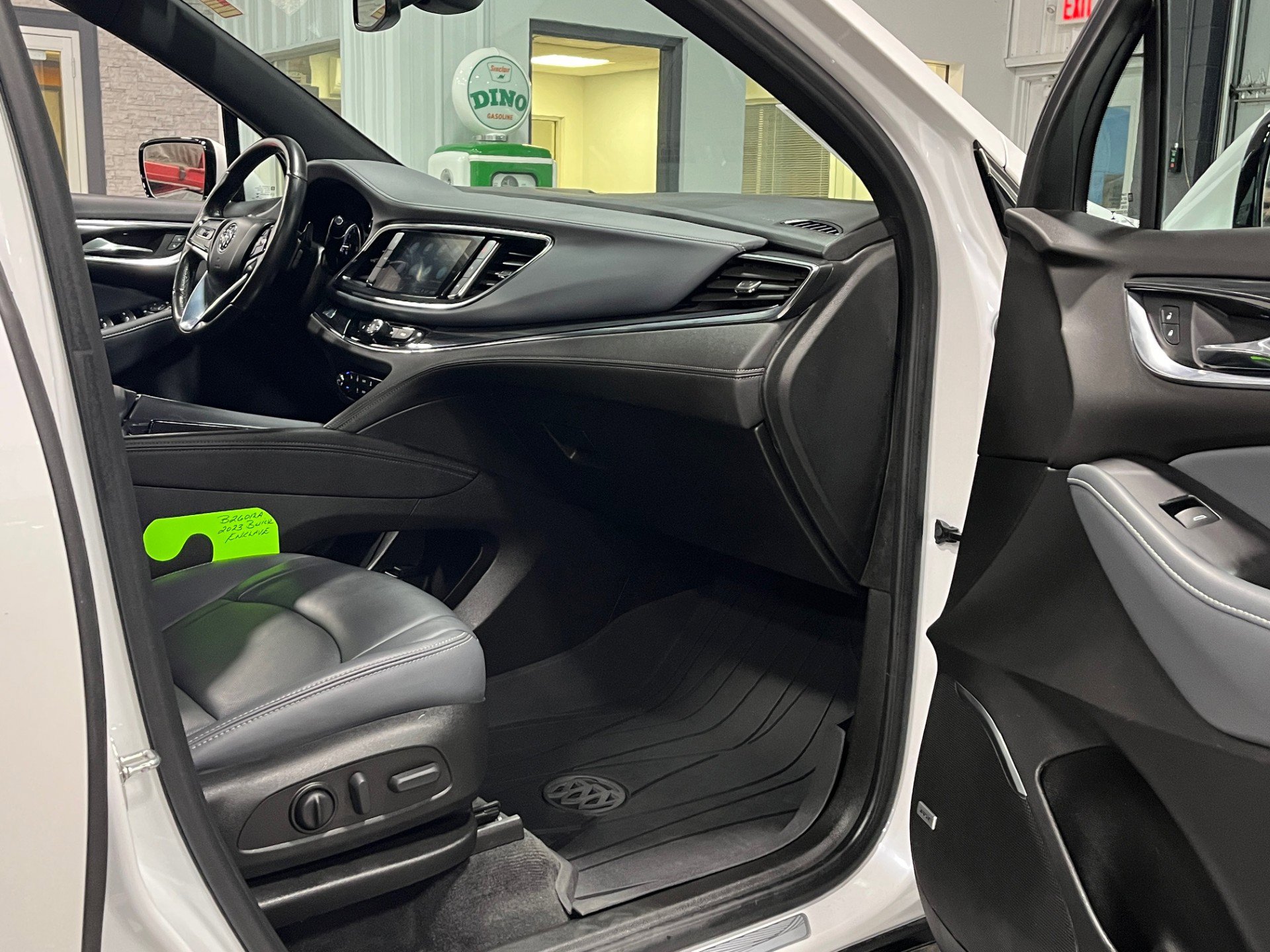 Certified 2023 Buick Enclave Essence w/ Experience Buick Package image 7