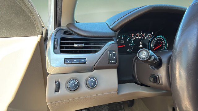 Used 2018 Chevrolet Tahoe Premier AWD/4WD image 22