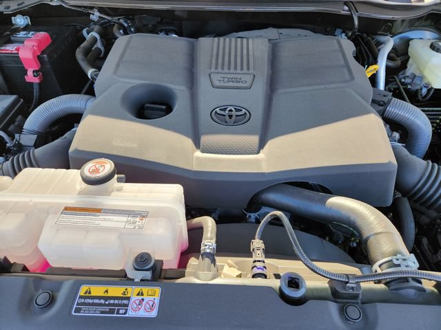 New 2024 Toyota Tundra Platinum RWD image 26