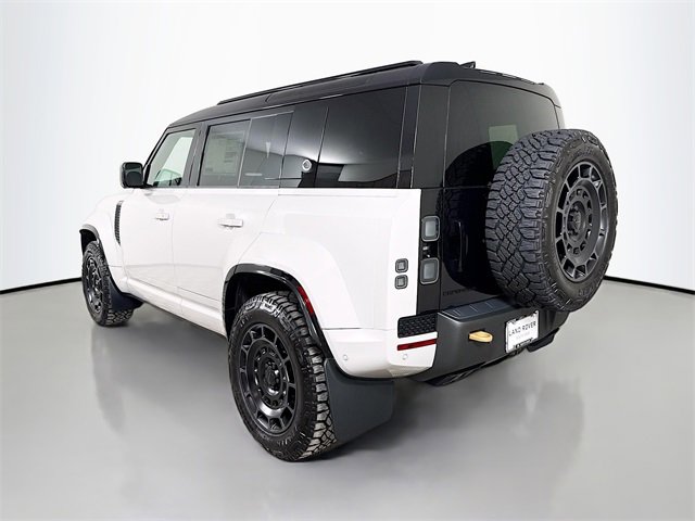 New 2026 Land Rover Defender 110 OCTA image 7