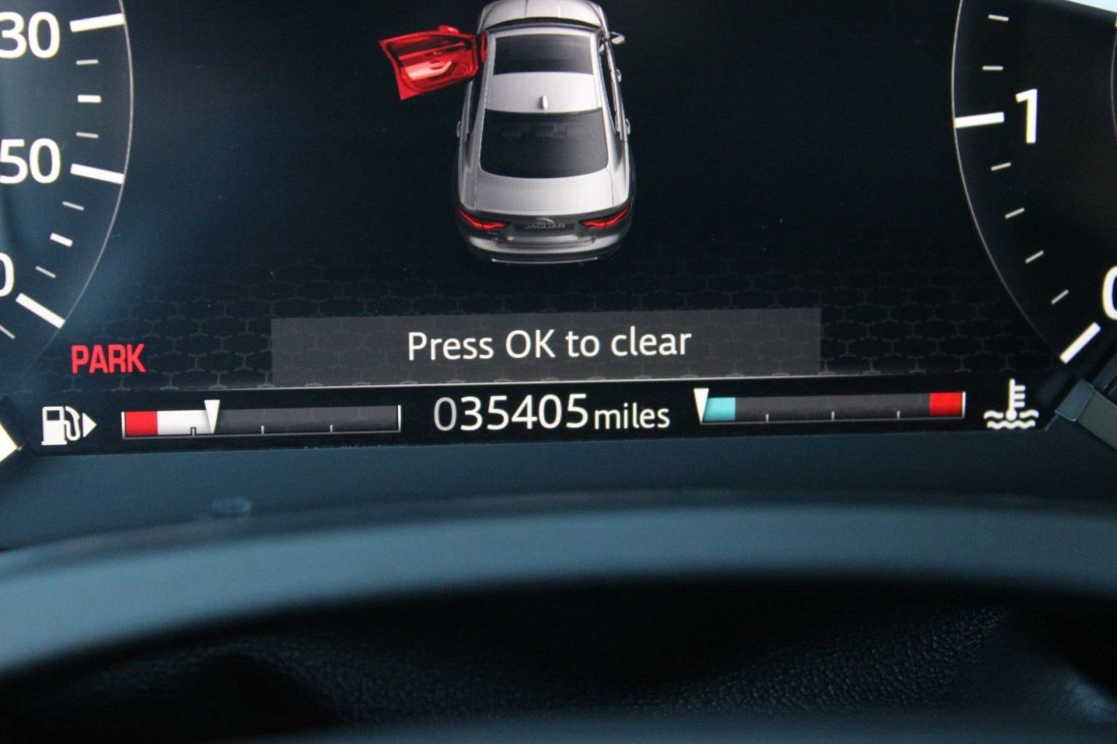 Used 2020 Jaguar XE S image 19