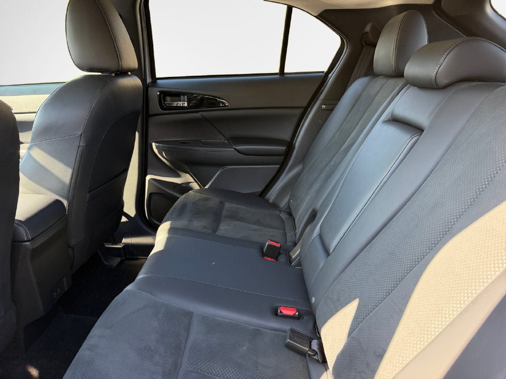 Used 2025 Mitsubishi Eclipse Cross SE AWD/4WD image 14