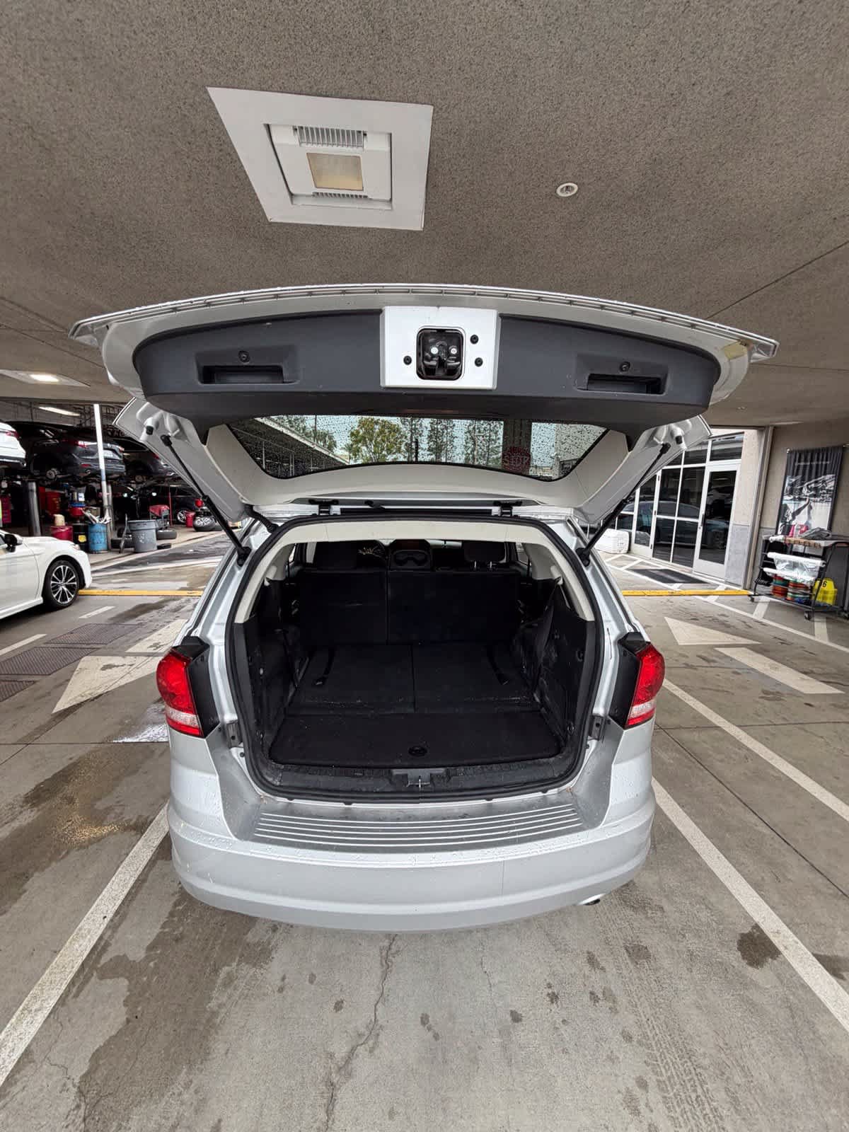 Used 2014 Dodge Journey SE w/ Flexible Seating Group FWD image 10