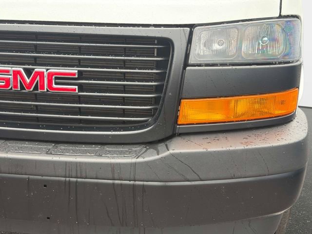 Used 2025 GMC Savana 2500 w/ Driver Convenience Package RWD image 8