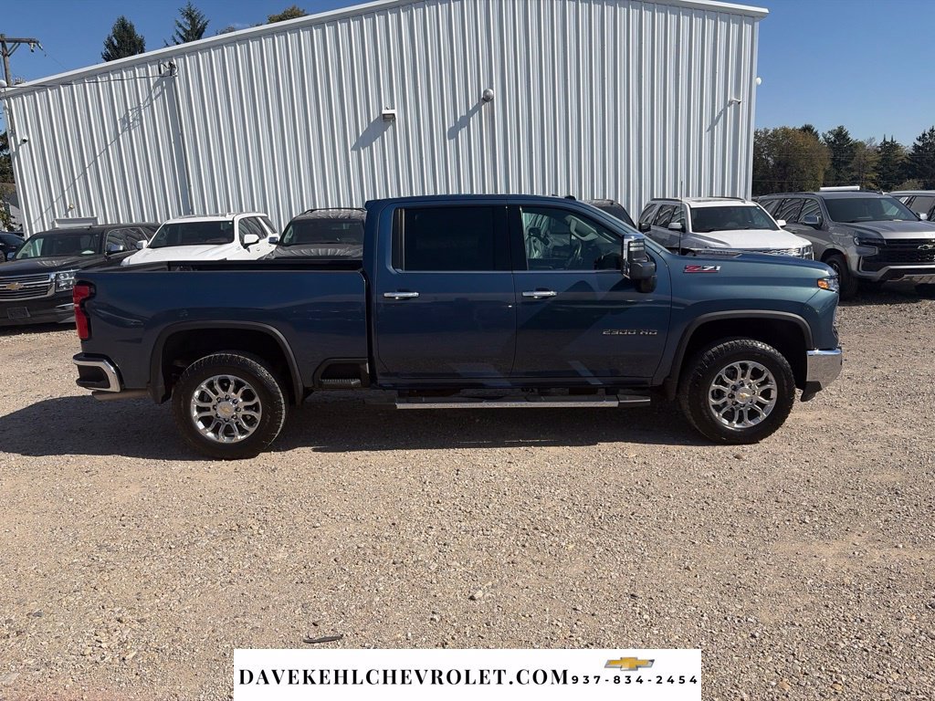 Used 2025 Chevrolet Silverado 2500 LTZ w/ LTZ Plus Package AWD/4WD image 8