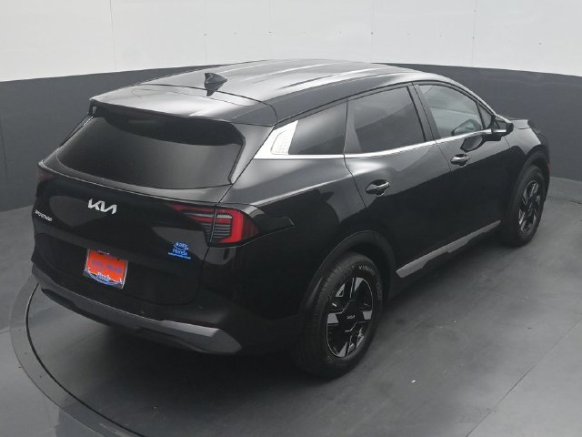 Used 2026 Kia Sportage LX FWD image 24