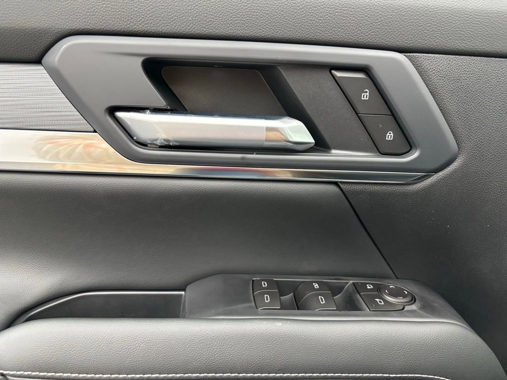 New 2026 GMC Terrain Elevation w/ Elevation Premium Package image 18