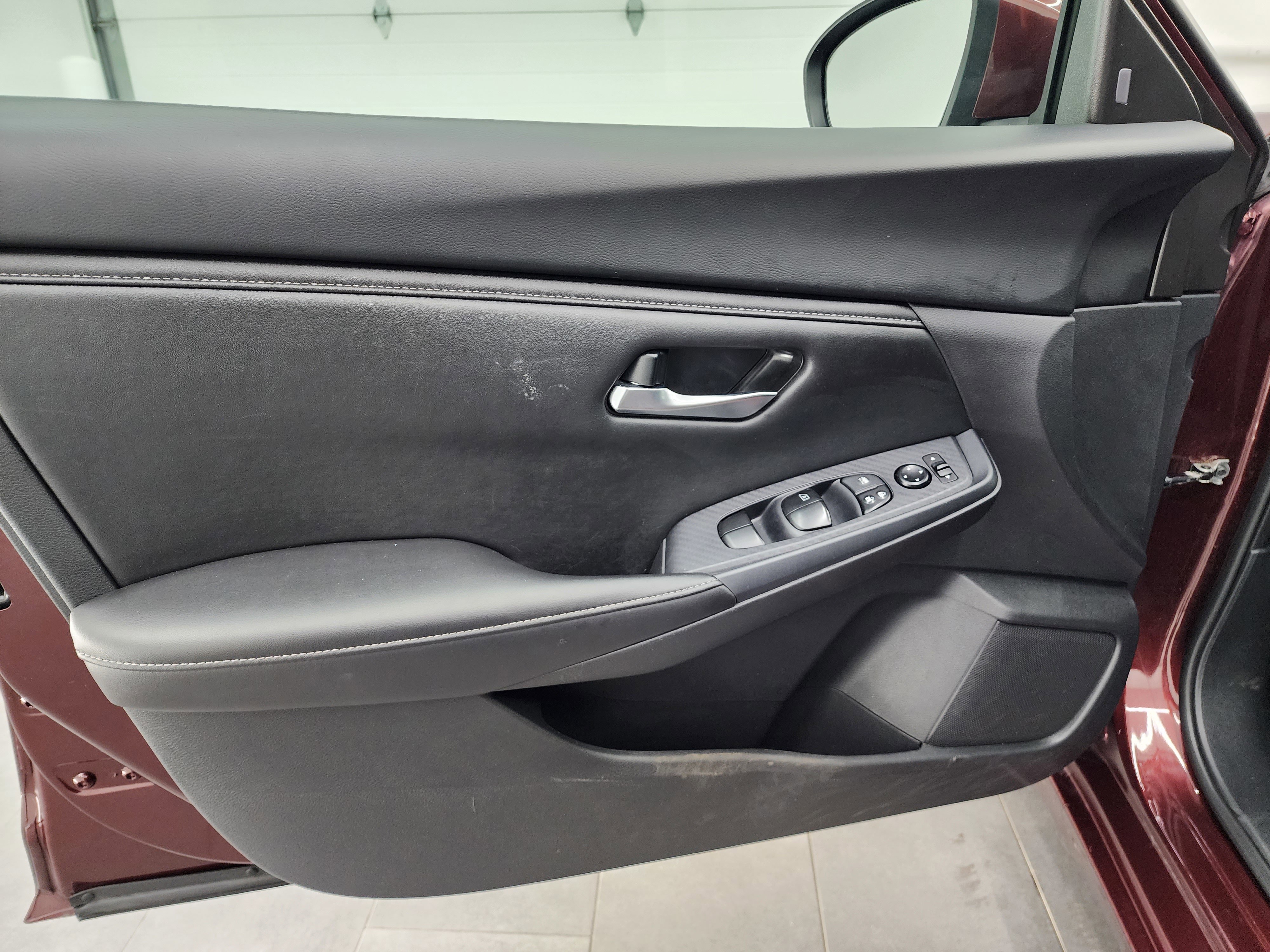 Used 2023 Nissan Sentra SV image 34