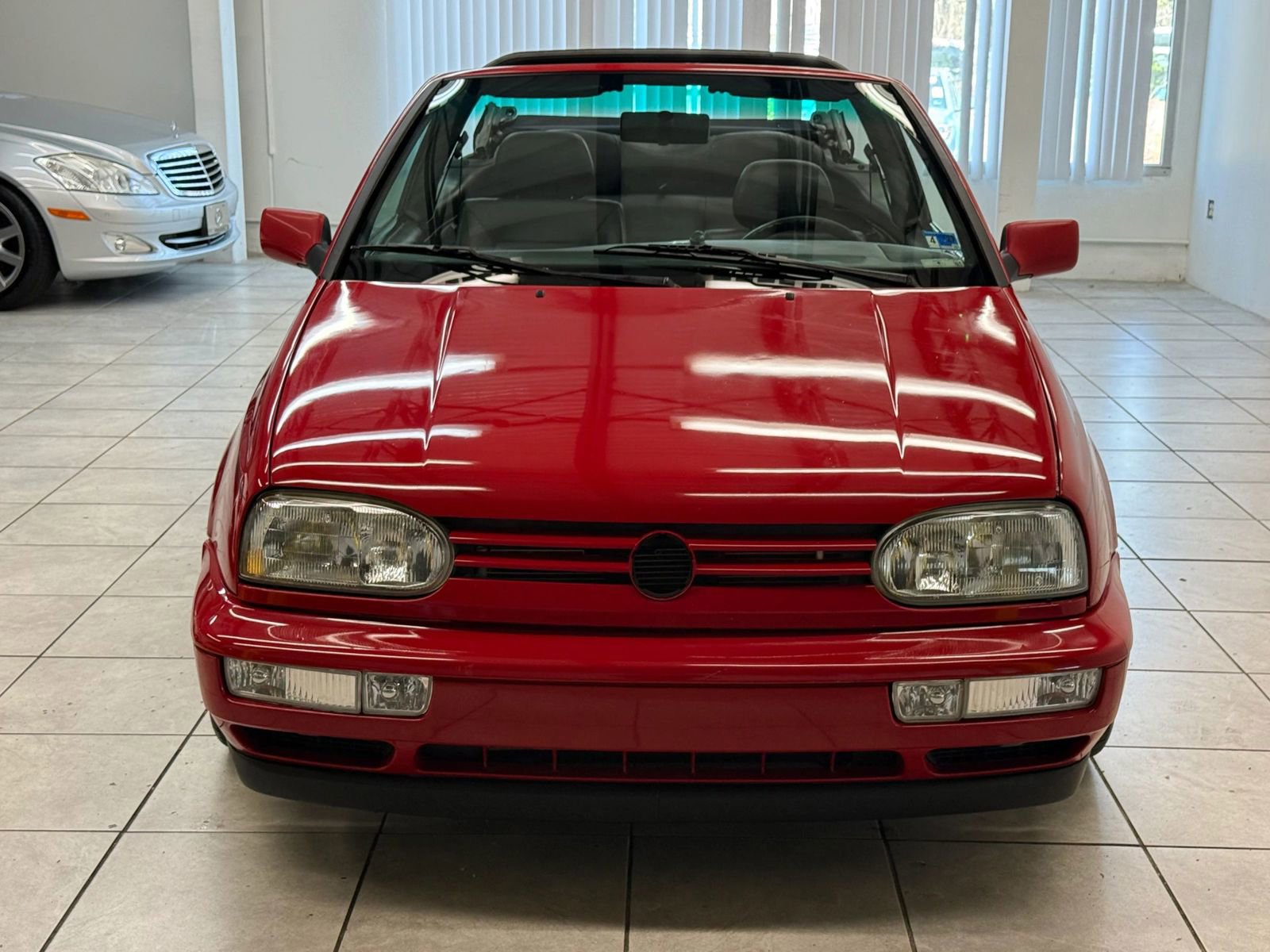 Used 1997 Volkswagen Cabrio Highline image 2