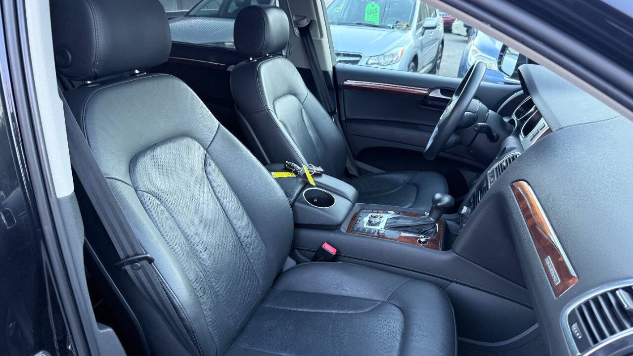 Used 2015 Audi Q7 3.0T S line Prestige w/ Cold Weather Package AWD/4WD image 68