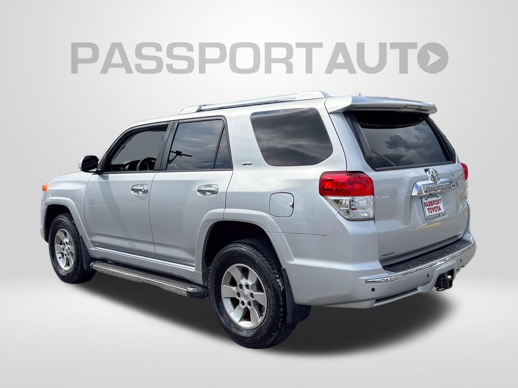 Used 2013 Toyota 4Runner SR5 w/ Premium Pkg AWD/4WD image 4