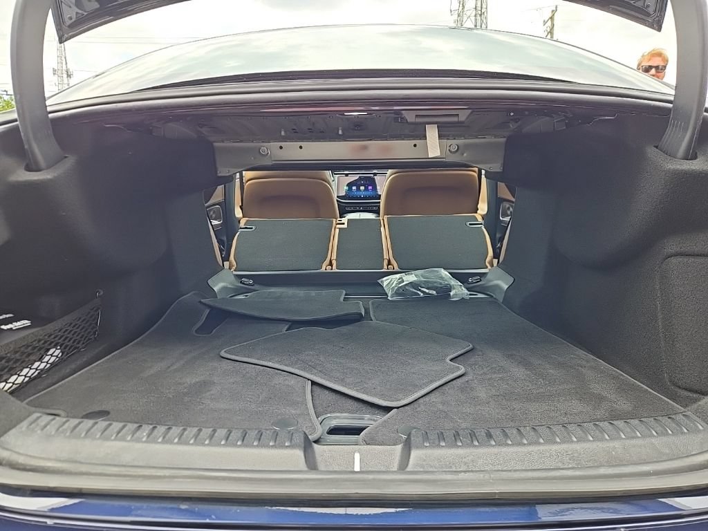 Used 2025 Mercedes-Benz E 350 4MATIC Sedan image 51