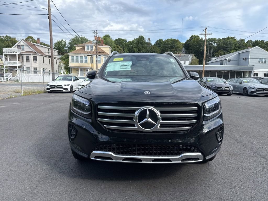 New 2026 Mercedes-Benz GLB 250 4MATIC image 2