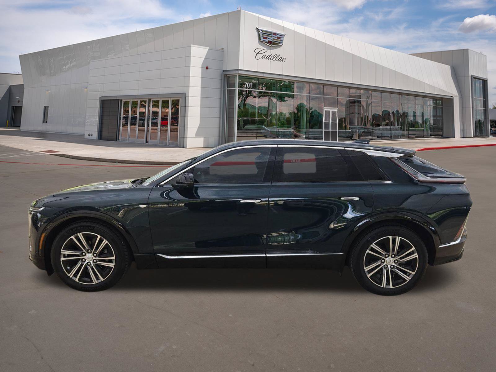 Certified 2024 Cadillac Lyriq Luxury w/ LPO, Floor Liner Package RWD image 3