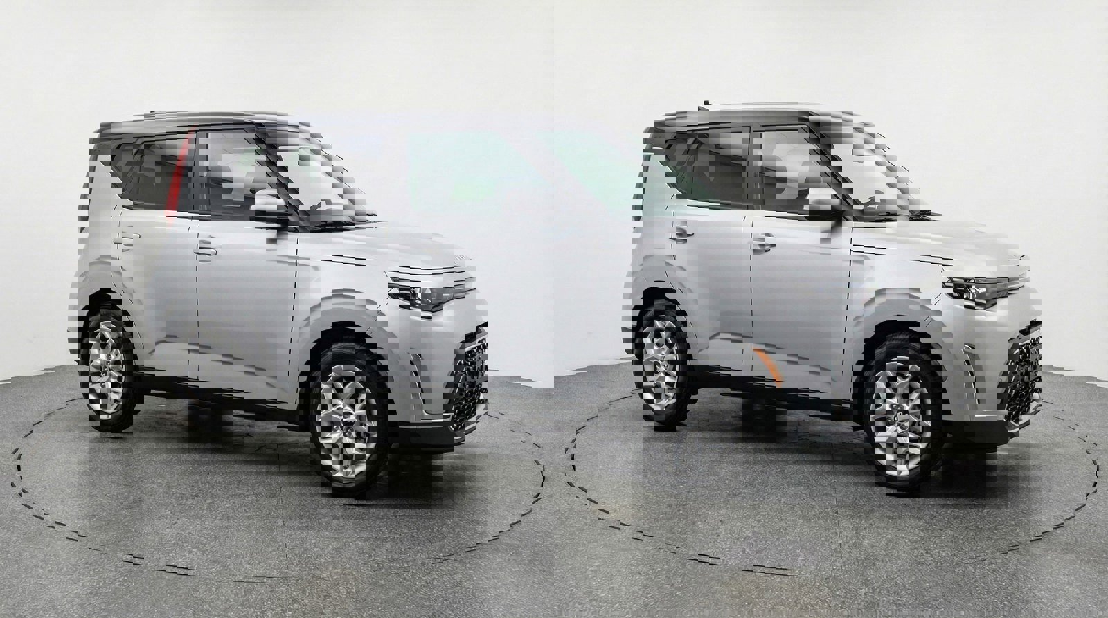 Used 2025 Kia Soul LX w/ LX Technology Package FWD image 1