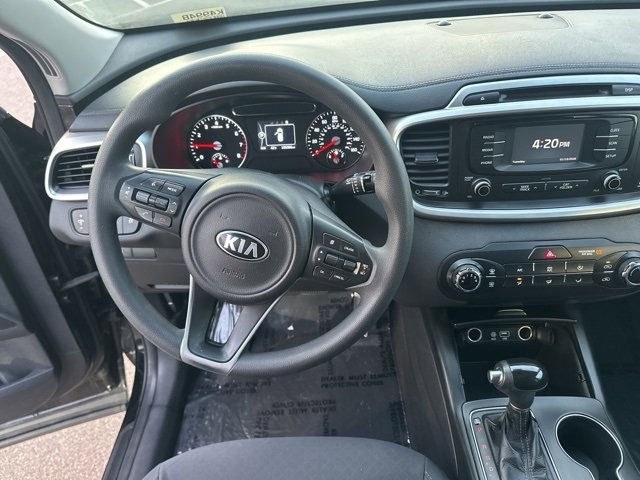 Used 2017 Kia Sorento LX image 11