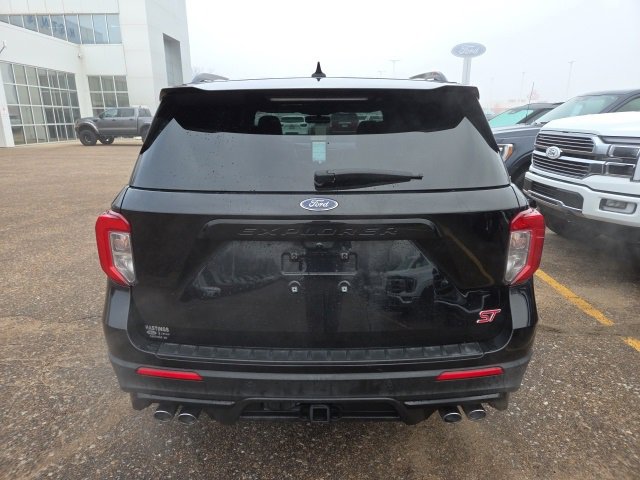 Used 2020 Ford Explorer ST w/ ST Street Pack image 4